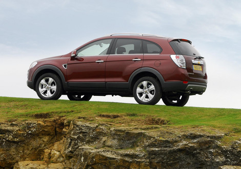 chevrolet captiva ltz 3 at 2010 Chevrolet Captiva LTZ UK Spec