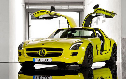 mercedes sls e cell 1 at First Pictures Of Mercedes SLS AMG E Cell 