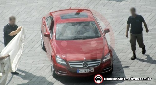 2011 mercedes cls spyshot 6 at 2011 Mercedes CLS Scooped Completely Undisguised
