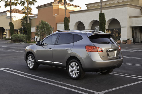 2011 nissan rogue 5 at Revised: 2011 Nissan Rogue