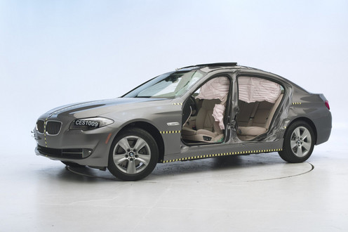 bmw 5series IIHS 1 at IIHS Top Safety Pick For 2011 BMW 5 Series