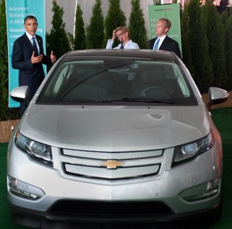 obama chevy volt 1 at Barack Obama Meets Chevy Volt