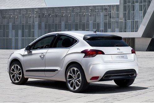 Citroen DS4 4 Citroen DS4 4 at 2011 Citroen DS4 For Paris Motor Show