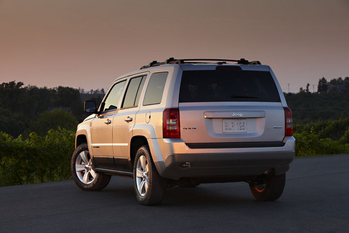 2011 Jeep Patriot 4 at 2011 Jeep Patriot Gets Updated