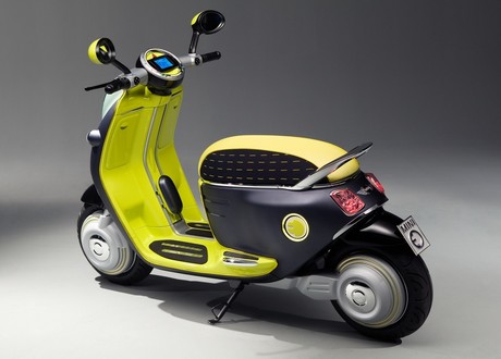 MINI Scooter E 4 at MINI Scooter E Revealed