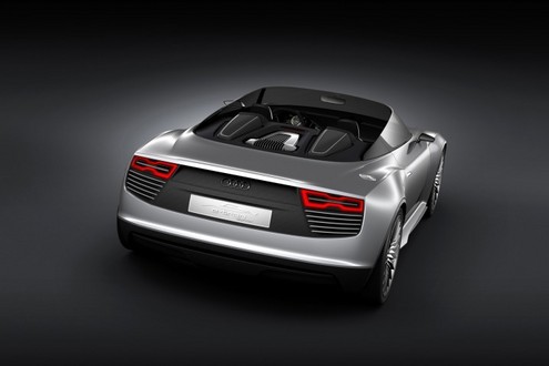 audi e tron spyder 4 audi e tron spyder 4 at Audi e tron Spyder Unveiled In Paris