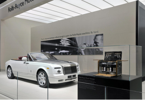 paris rolls royce 5 at Paris Show Bespoke Rolls Royce Models In Detail