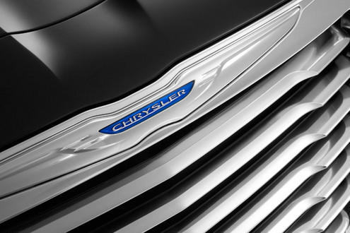 2011 chrysler 300 3 at 2011 Chrysler 300 Teaser Pictures