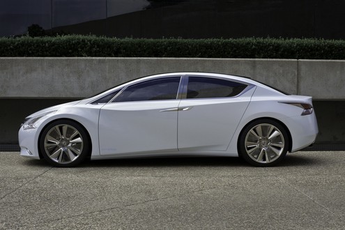 Nissan Ellure 3 at Nissan Ellure Sedan Concept