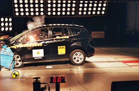 ford cmax ncap at Ford C Max Gets Top EuroNCAP Rating 
