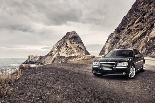 2011 chrysler 300 41 at 2011 Chrysler 300   New Pictures Released