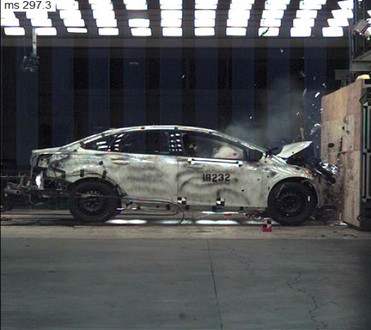 Ford Focus 12000 Crash Test at 12,000 Crash Tests For 2012 Ford Focus Safety