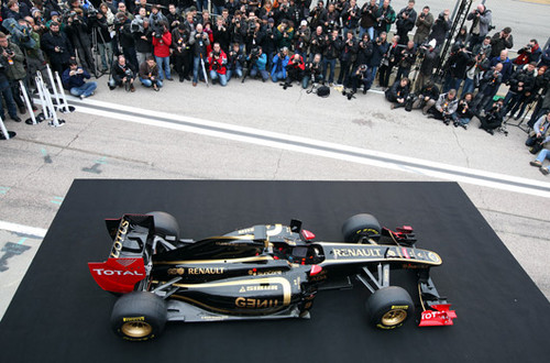 Lotus Renault GP 2 at Lotus Renault GP 2011 Car Revealed