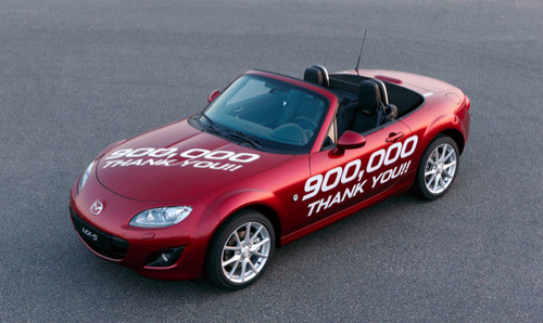900k mazda mx5 at Mazda MX 5 Sets New Guinness World Record