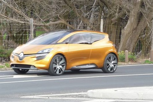 RenaultRSpace 2 at Renault R Space Concept To Debut In Geneva