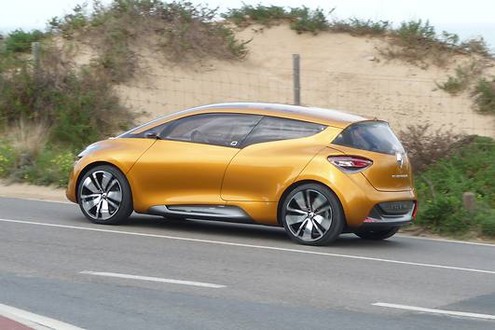 RenaultRSpace 3 at Renault R Space Concept To Debut In Geneva