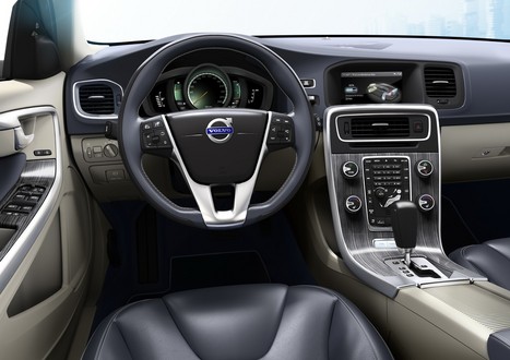 Volvo V60 Hybrid 6 at Volvo V60 Plug in Hybrid To Details