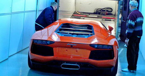 aventa 5 at Lamborghini Aventador LP700 4: New Leaked Pictures 