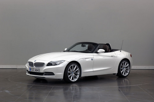 BMW Z4 new equipment package 1 at BMW Z4 Equipment Package Pure Design Balance