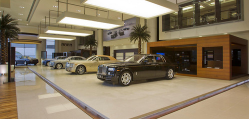 rolls royce abu dhabi 1 at Worlds Largest Rolls Royce Showroom In Abu Dhabi