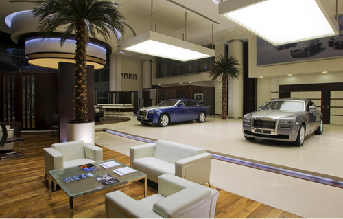 rolls royce abu dhabi 2 at Worlds Largest Rolls Royce Showroom In Abu Dhabi