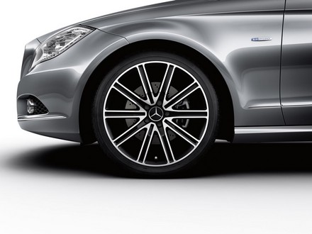 mercedes access 4 at Mercedes Accessories Unveils New Wheels
