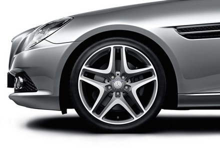 mercedes access 6 at Mercedes Accessories Unveils New Wheels