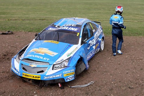 palto crash 3 at Jason Platos Donington Park Crash Pictures