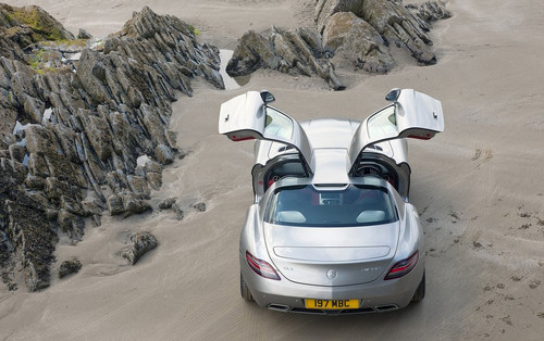 Mercedes Benz SLS AMG at 2012MY Mercedes SLS AMG Gets New Equipments