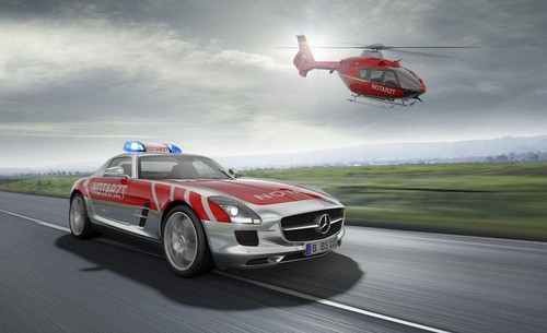 Mercedes SLS medical 1 at Mercedes SLS Emergency Medical Car Concept