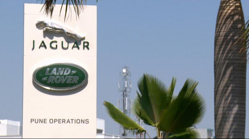 jag lan ind at Jaguar Land Rover Opens Indian Assembly Plant  