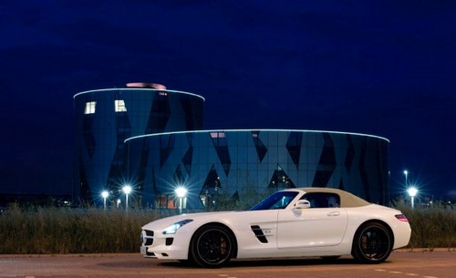 mercedes benz sls amg roadster 12 at Mercedes SLS AMG Roadster Officially Unveiled