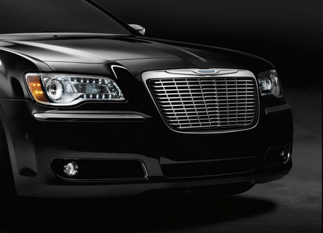 mopar grille 1 at Mopar Wheels and Grilles For 2011 Chrysler 300
