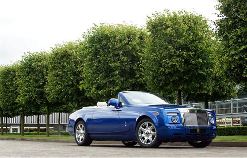 Masterpiece 2011 Drophead Coupe 2 at Masterpiece London 2011 Rolls Royce Drophead Coupe