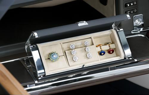 Masterpiece 2011 Drophead Coupe 4 at Masterpiece London 2011 Rolls Royce Drophead Coupe