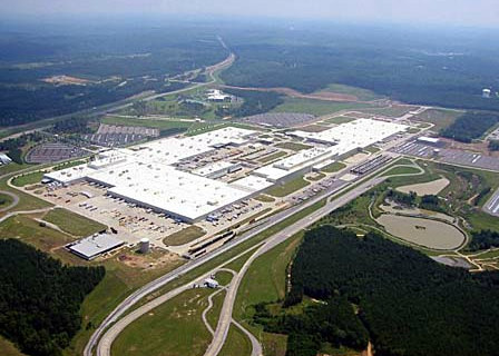 alabama factory at Daimler Invests $2 Billion In Alabama Plant
