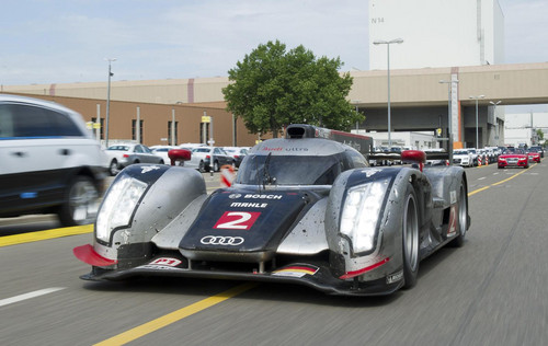 audi r18 ll at Audi 2011 Le Mans Highlights   Video