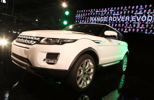 evoque smug at Range Rover Evoque Production Underway