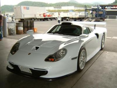 gt1 2 at Fancy A Porsche 911 GT1? Heres One For €1.2 Million
