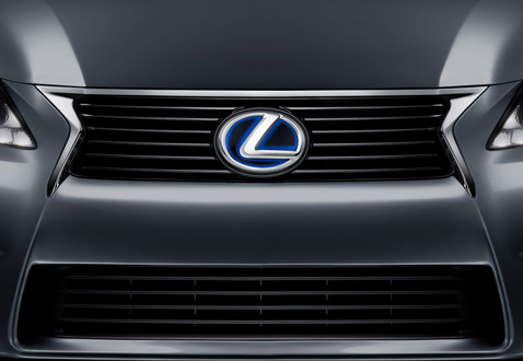 GS450h teaser at Lexus GS Hybrid and F Sport Confirmed