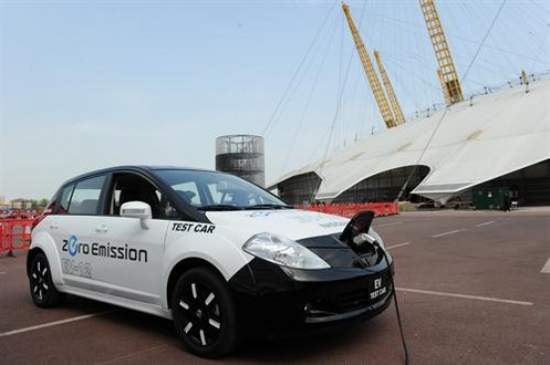 nissan linc 1 at Nissan Installs A Public Plug In Lincoln, For Top Gear