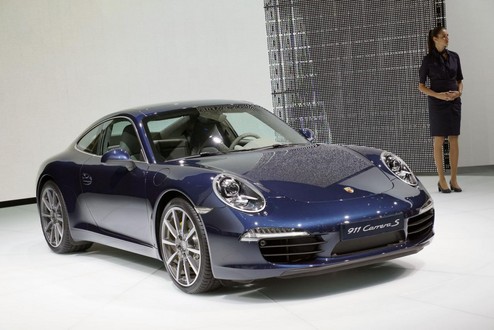 911 iaa at New Porsche 911 World Premiere Video