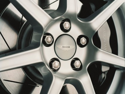 Vatnatage special 2 at Aston Martin Vantage 4.7 Special Edition