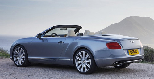 Bentley Continental GTC at 2012 Bentley GTC Driving Footage   Video