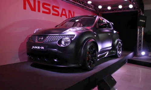 jukeee r at Nissan Juke R Unveiling Video