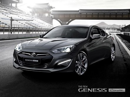 Genesis coupe off 3 Genesis coupe off 3 at 2013 Genesis Coupe: New Official Pictures