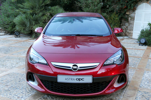 Opel Astra OPC 5 at Opel Astra OPC New Pictures