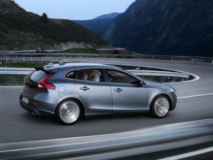 volvo v40 new 2 at Volvo V40 Revealed Further In New Leaked Pictures