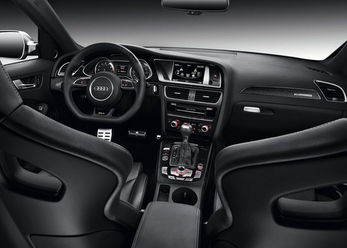 Audi RS4 Avant 6 Audi RS4 Avant 6 at Geneva 2012: Audi RS4 Avant