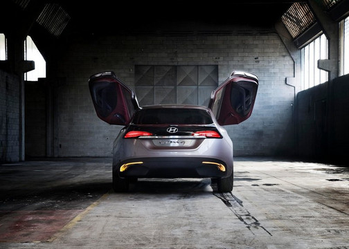 Hyundai i ioniq Concept 5 at Geneva 2012: Hyundai i ioniq Concept